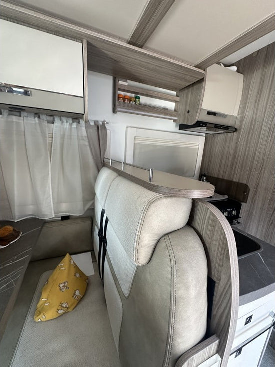 Benimar 294 over seat shelf, view 3