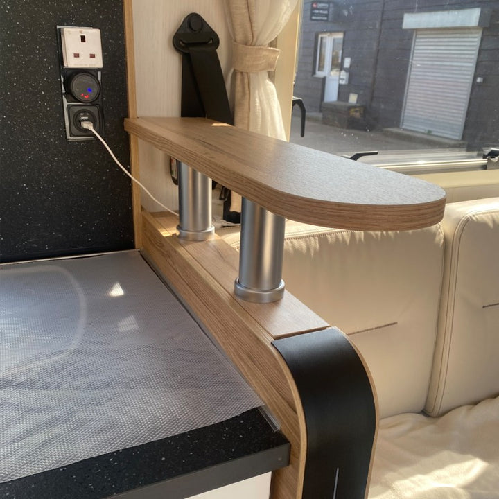 Pilote 696 shelf system